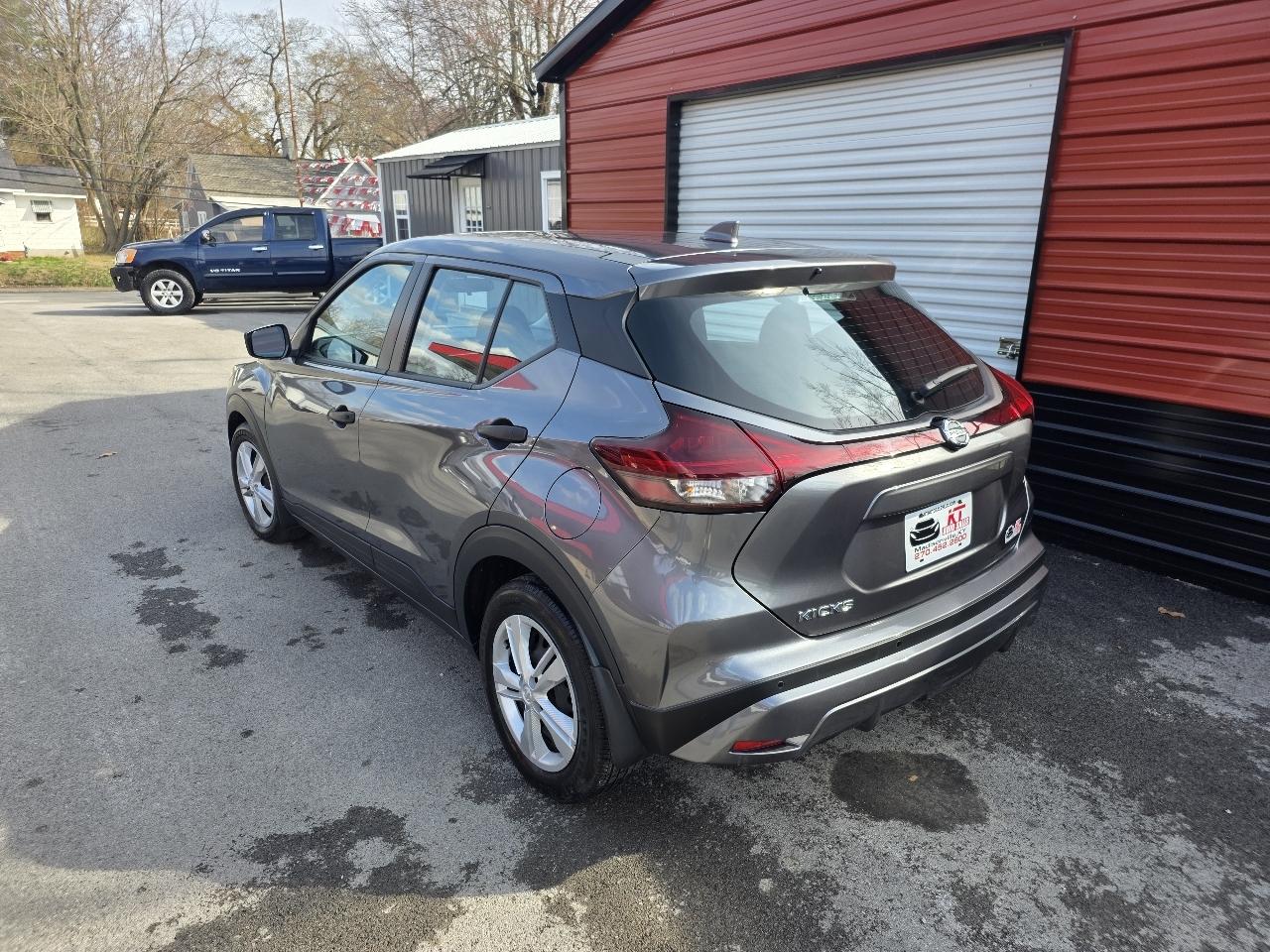 Nissan Kicks S FWD 2021