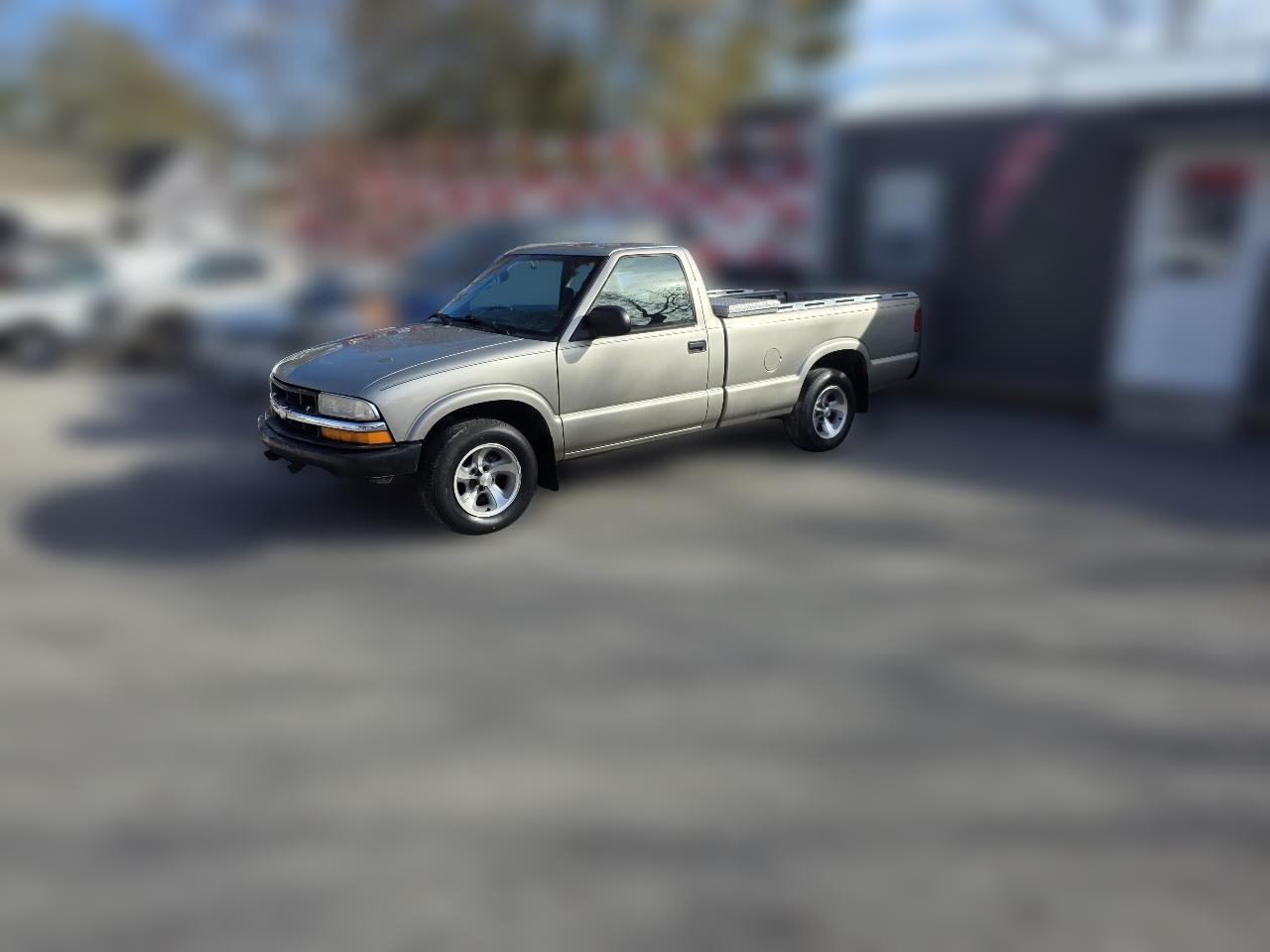 1999 Chevrolet S-10 Reg Cab 118" WB