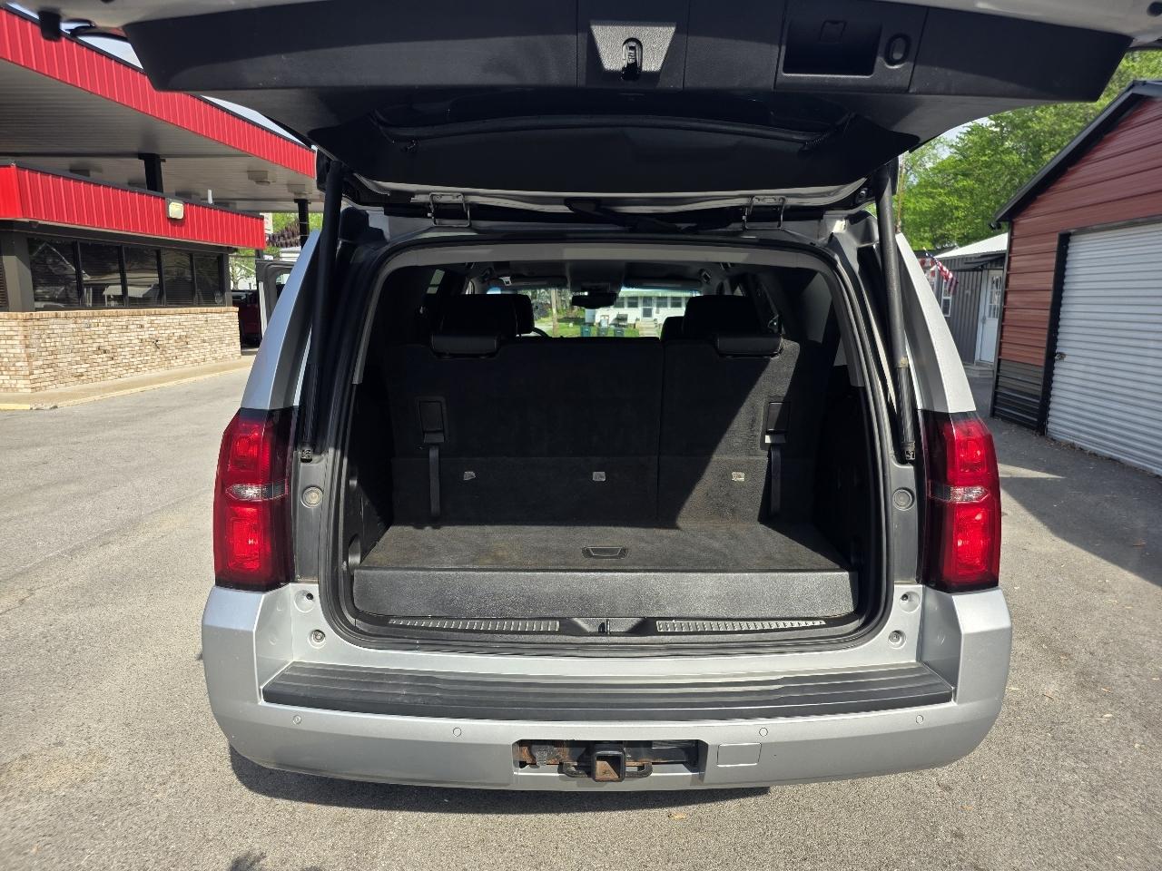 Chevrolet Tahoe 4WD 4dr LT 2017