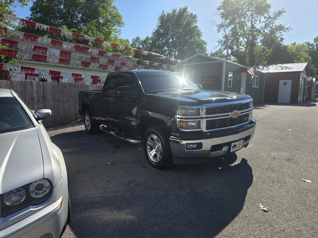 Chevrolet Silverado 1500 4WD Double Cab 143.5" LT w/2LT 2015