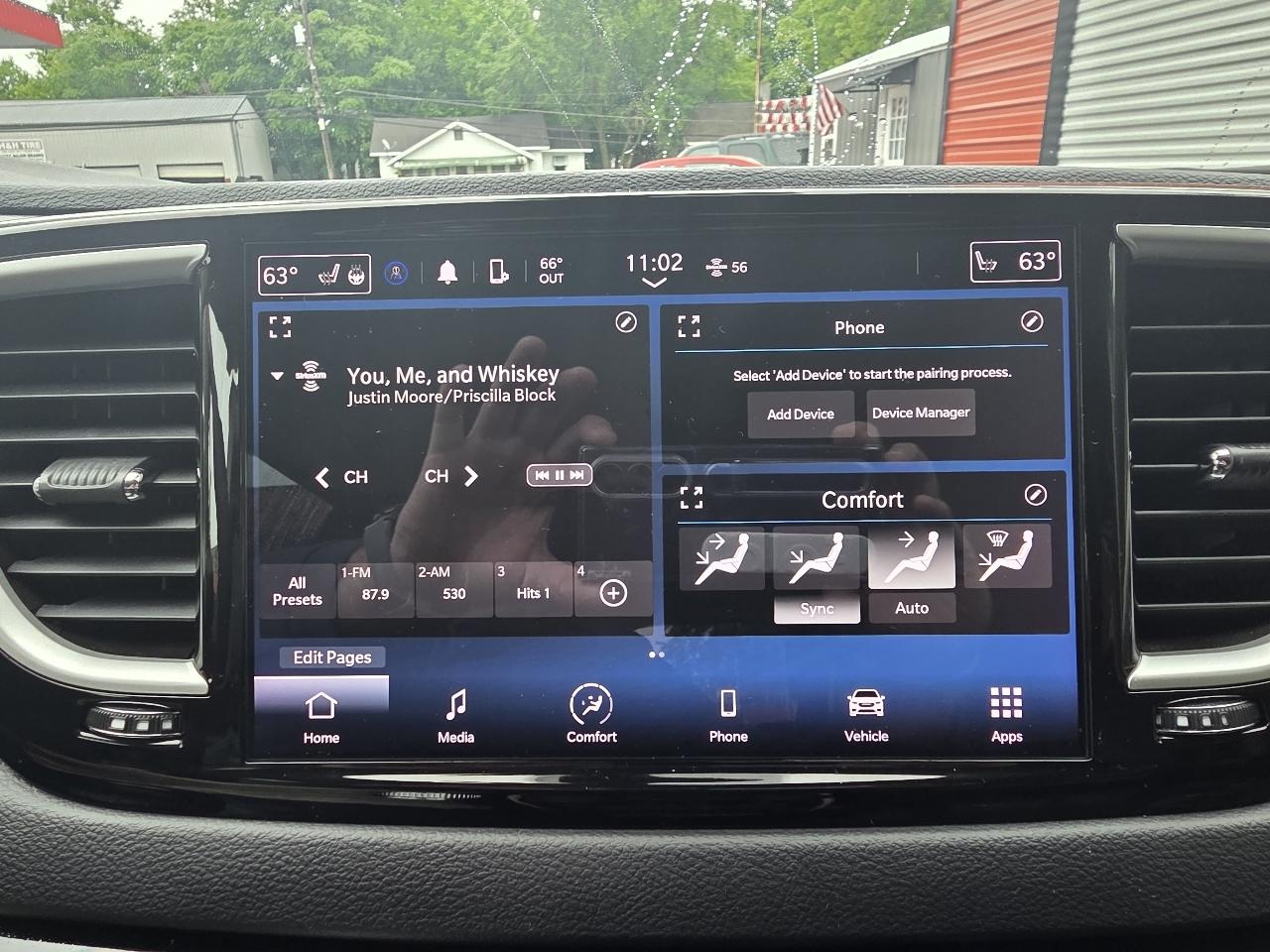 Chrysler Pacifica Touring L FWD 2024