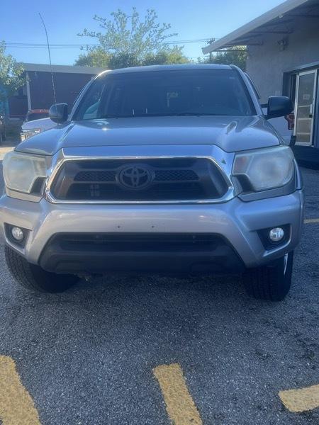 Toyota Tacoma PreRunner Double Cab V6 5AT 2WD 2014