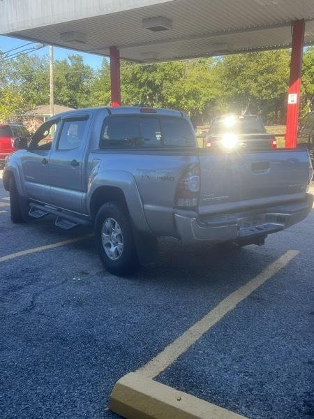 Toyota Tacoma PreRunner Double Cab V6 5AT 2WD 2014