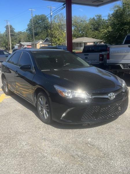 Toyota Camry SE 2015