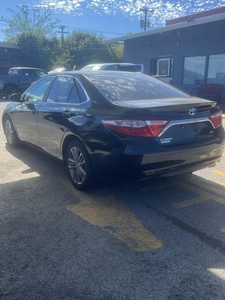 Toyota Camry SE 2015