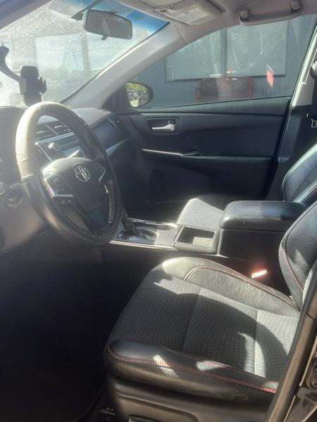 Toyota Camry SE 2015