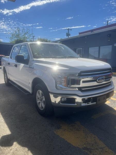 Ford F-150 2WD SuperCrew 139" XLT 2018
