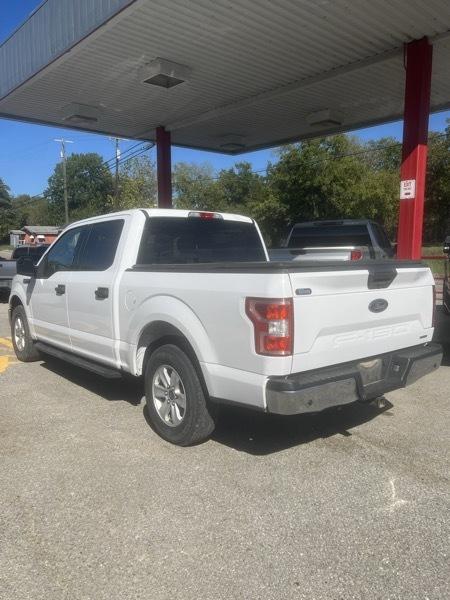 Ford F-150 2WD SuperCrew 139" XLT 2018