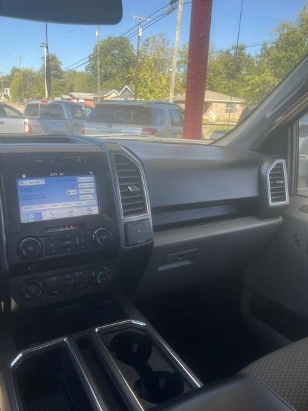 Ford F-150 2WD SuperCrew 139" XLT 2018