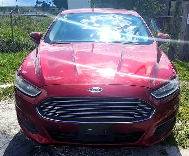2013 Ford Fusion SE