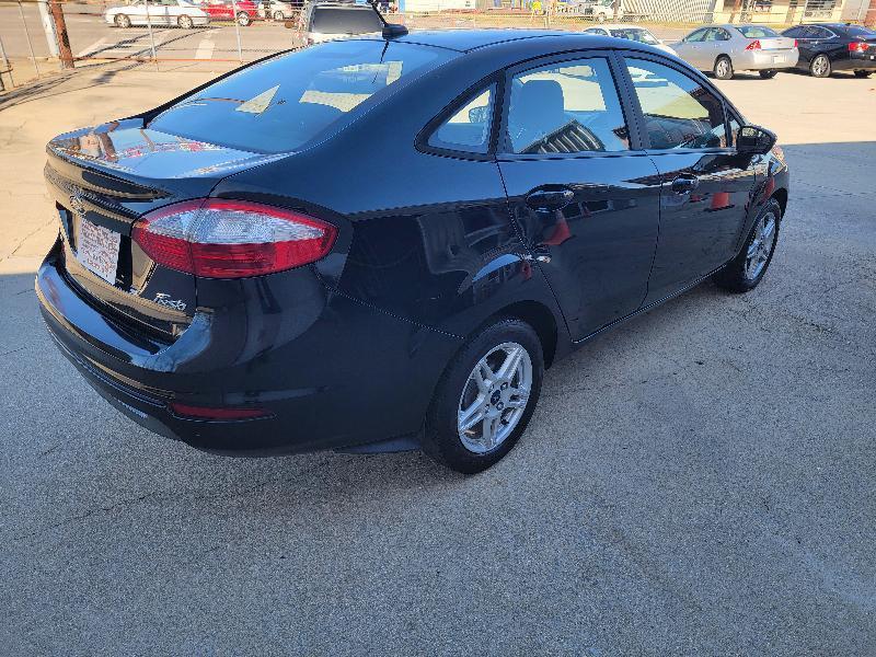 Ford Fiesta SE Sedan 2018
