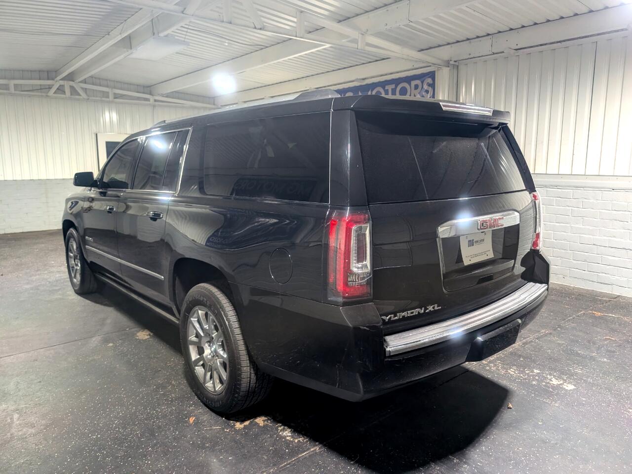 GMC Yukon XL 4WD 4dr Denali 2015