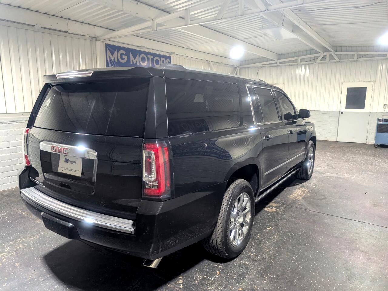 GMC Yukon XL 4WD 4dr Denali 2015