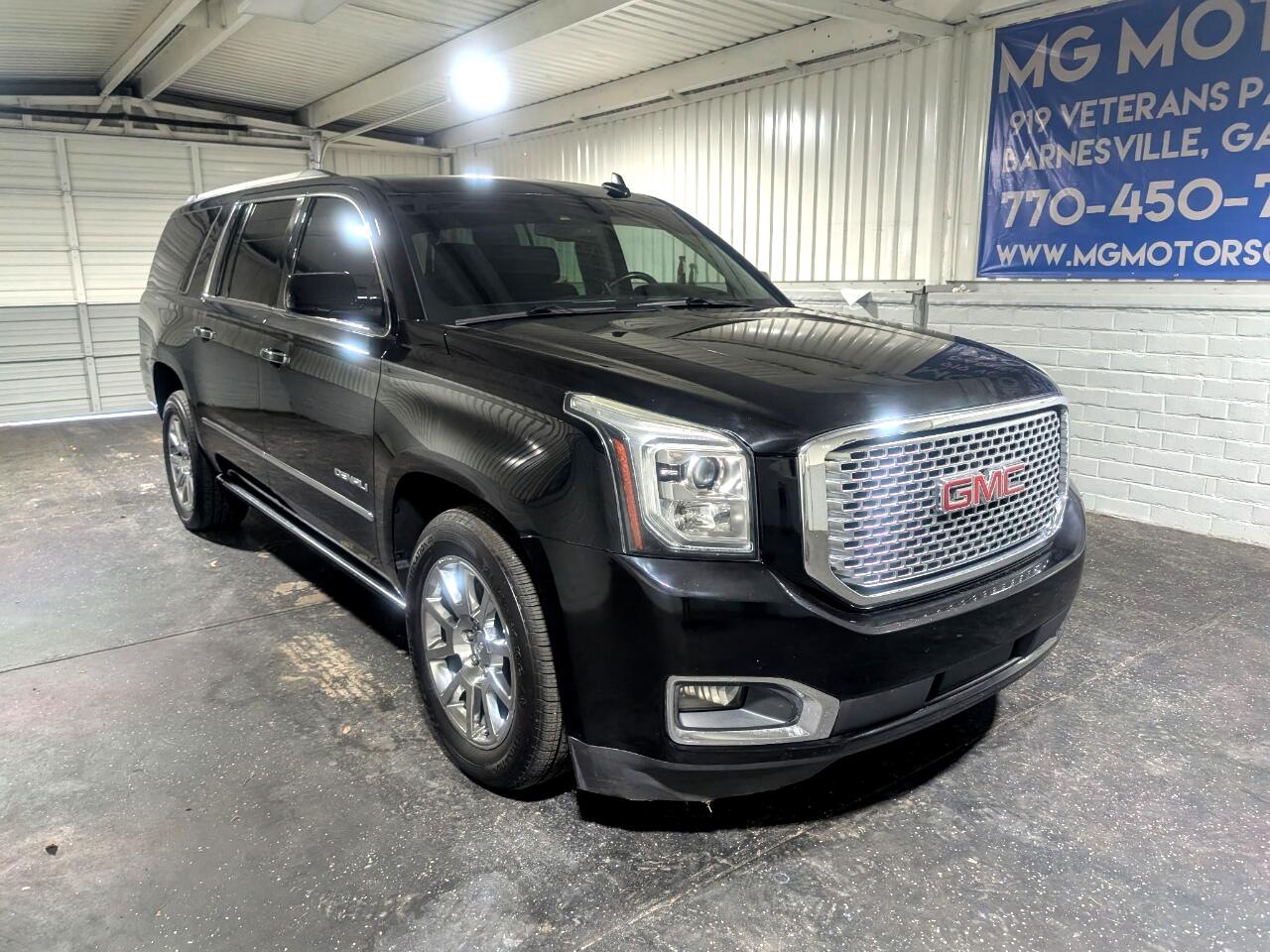 GMC Yukon XL 4WD 4dr Denali 2015