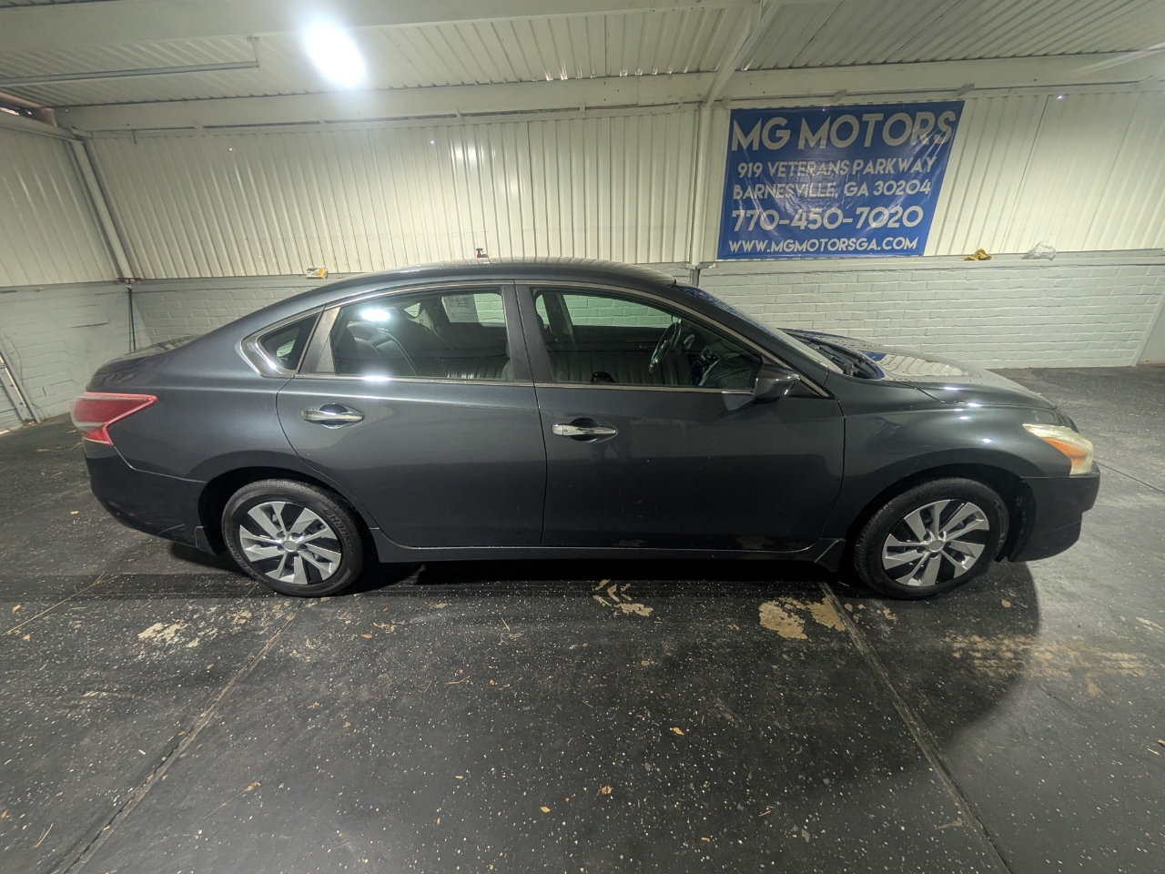 Nissan Altima 4dr Sdn I4 2.5 S 2013