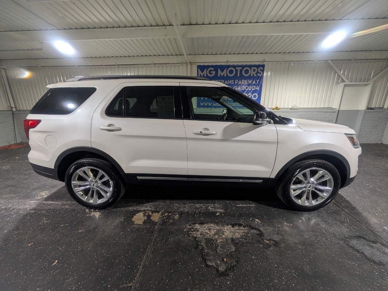 Ford Explorer XLT 4WD 2018