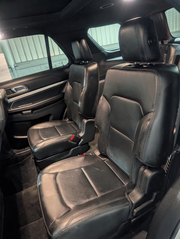 Ford Explorer XLT 4WD 2018