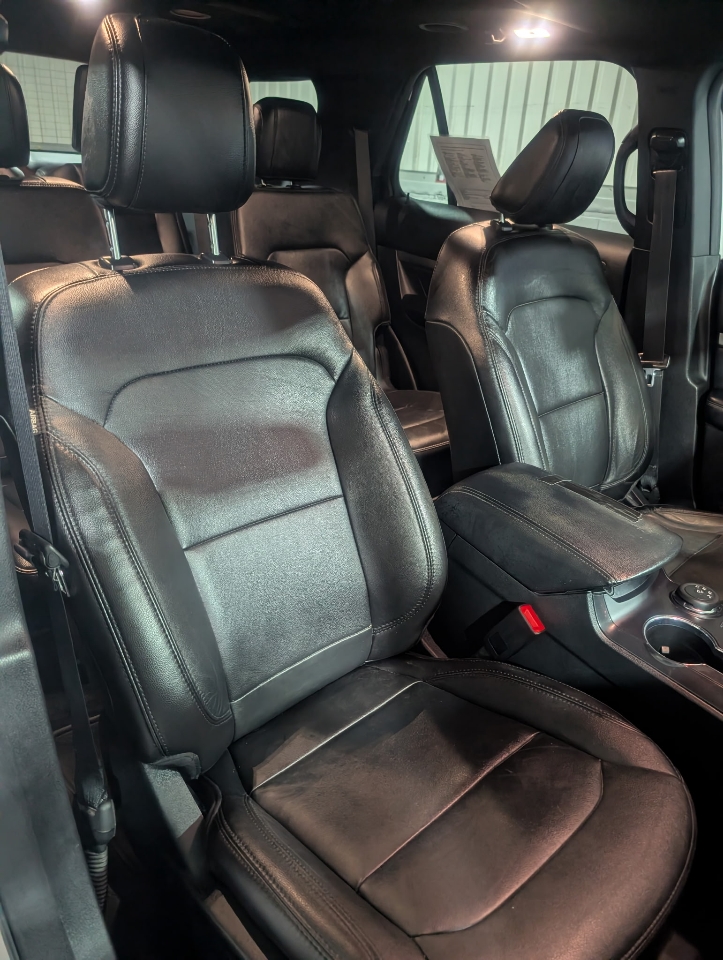 Ford Explorer XLT 4WD 2018