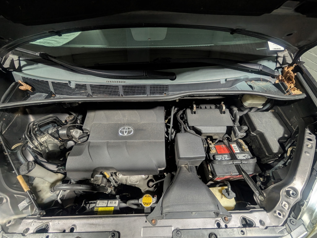 Toyota Sienna 5dr 8-Pass Van LE FWD (Natl) 2015