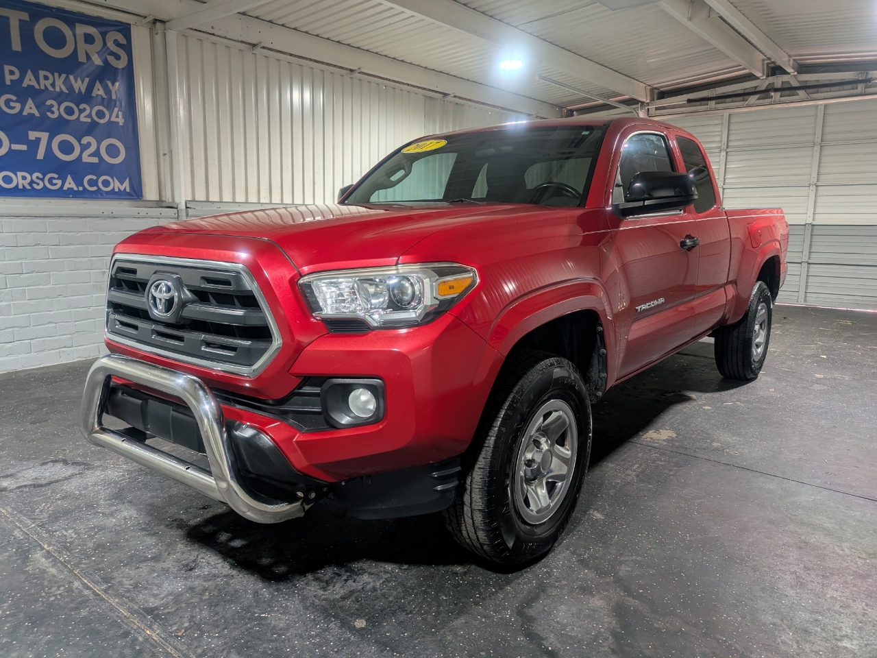 Toyota Tacoma SR5 Access Cab 6' Bed I4 4x2 AT (Natl) 2017