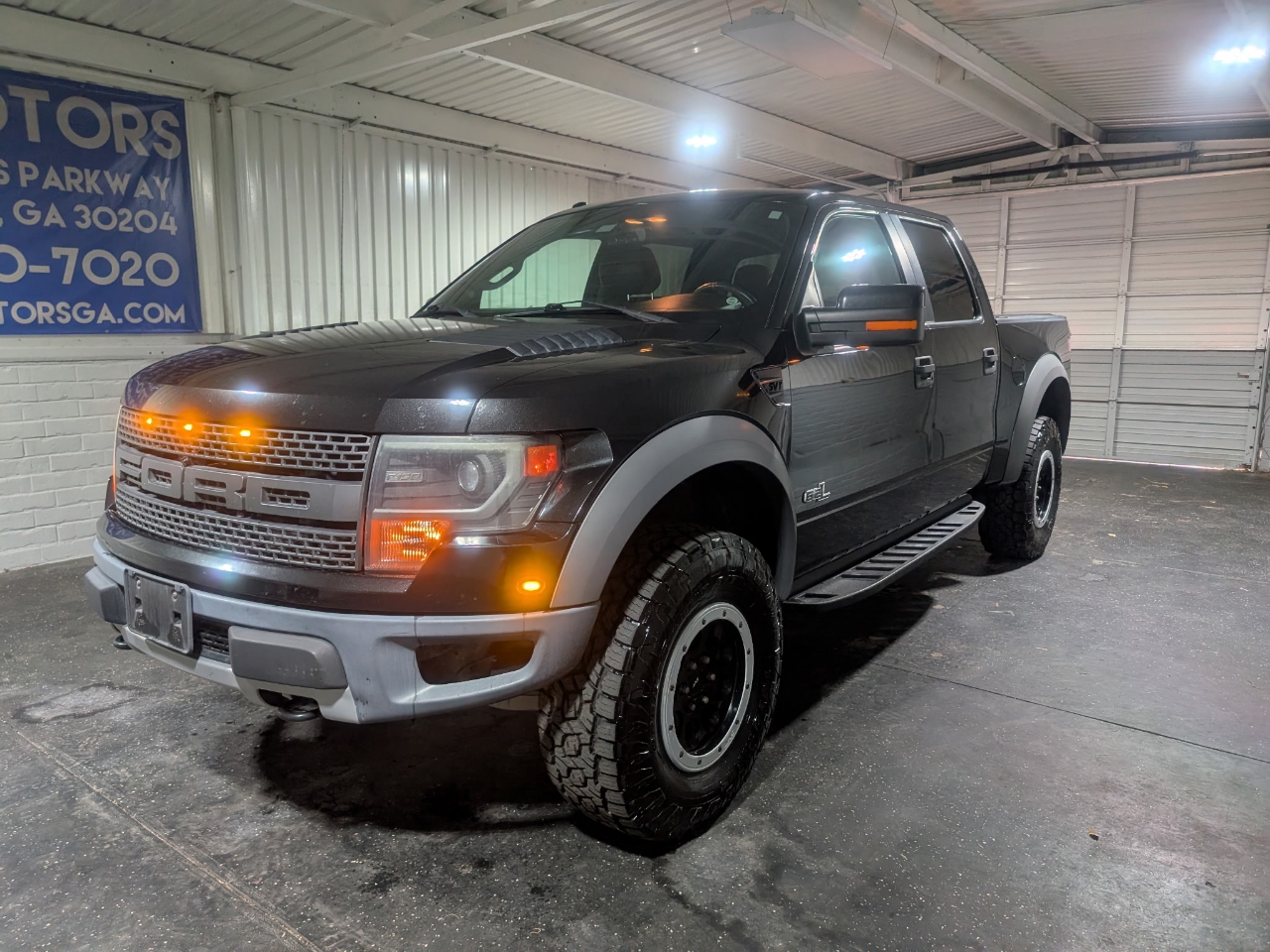 2014 Ford F-150 4WD SuperCrew 145" SVT Raptor