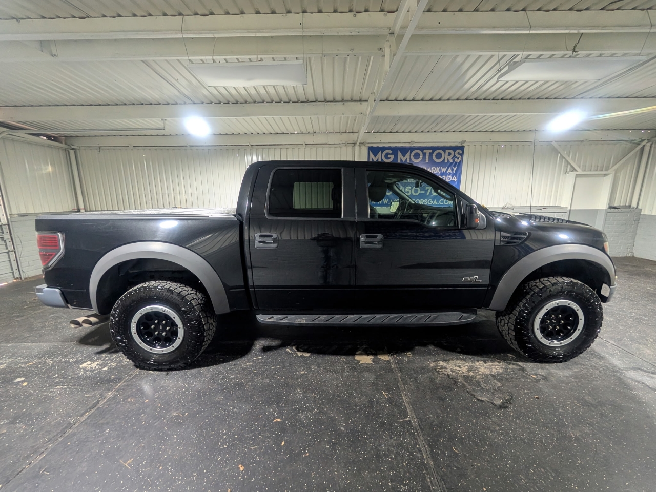 Ford F-150 4WD SuperCrew 145" SVT Raptor 2014