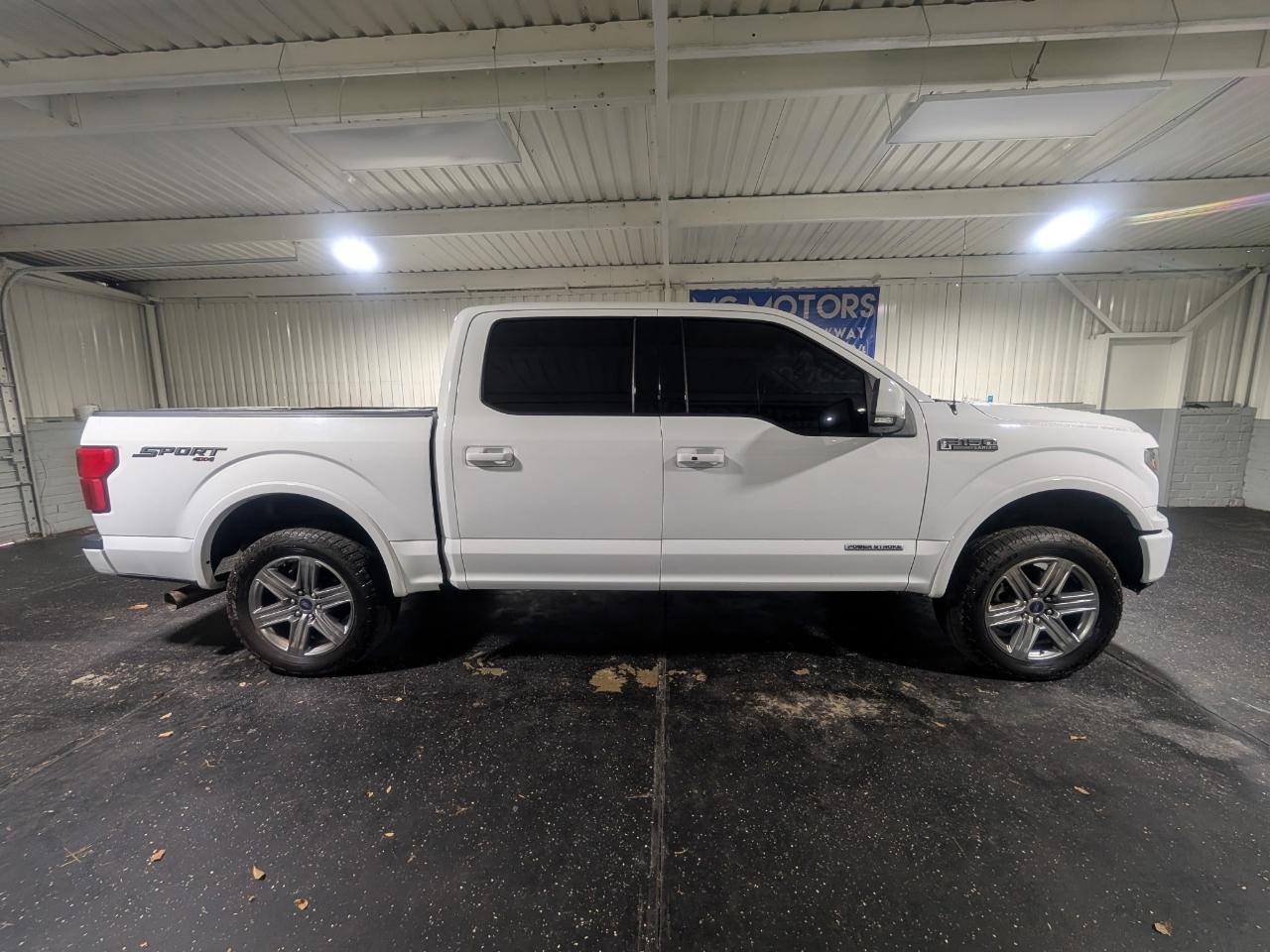 Ford F-150 Lariat 4WD SuperCrew 5.5' Box 2018