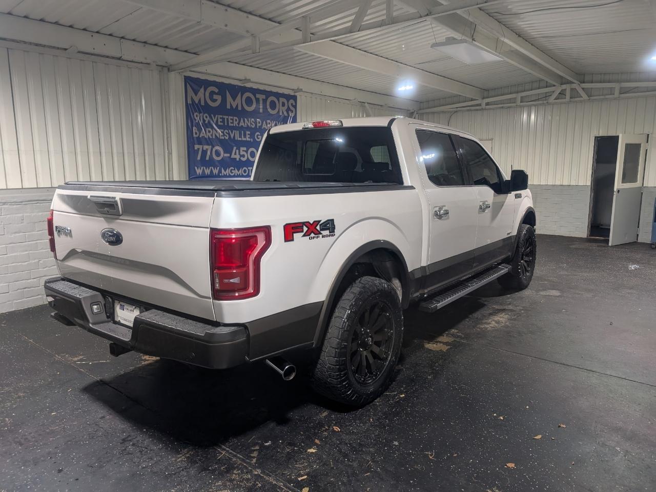 Ford F-150 Lariat 4WD SuperCrew 5.5' Box 2017
