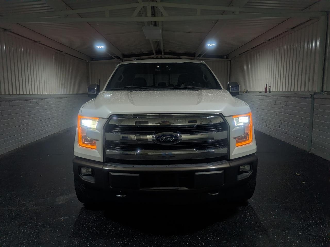 Ford F-150 Lariat 4WD SuperCrew 5.5' Box 2017