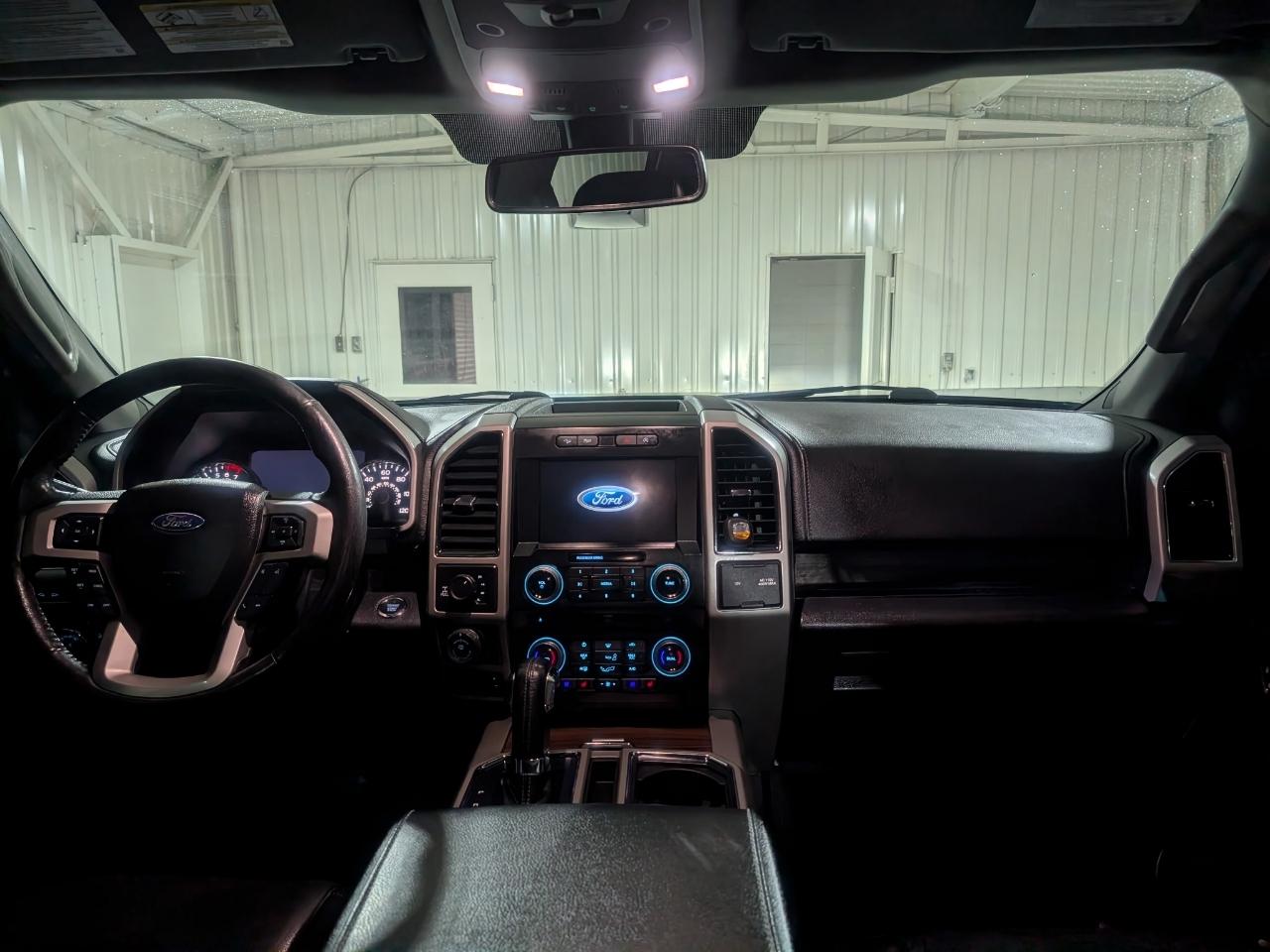 Ford F-150 Lariat 4WD SuperCrew 5.5' Box 2017