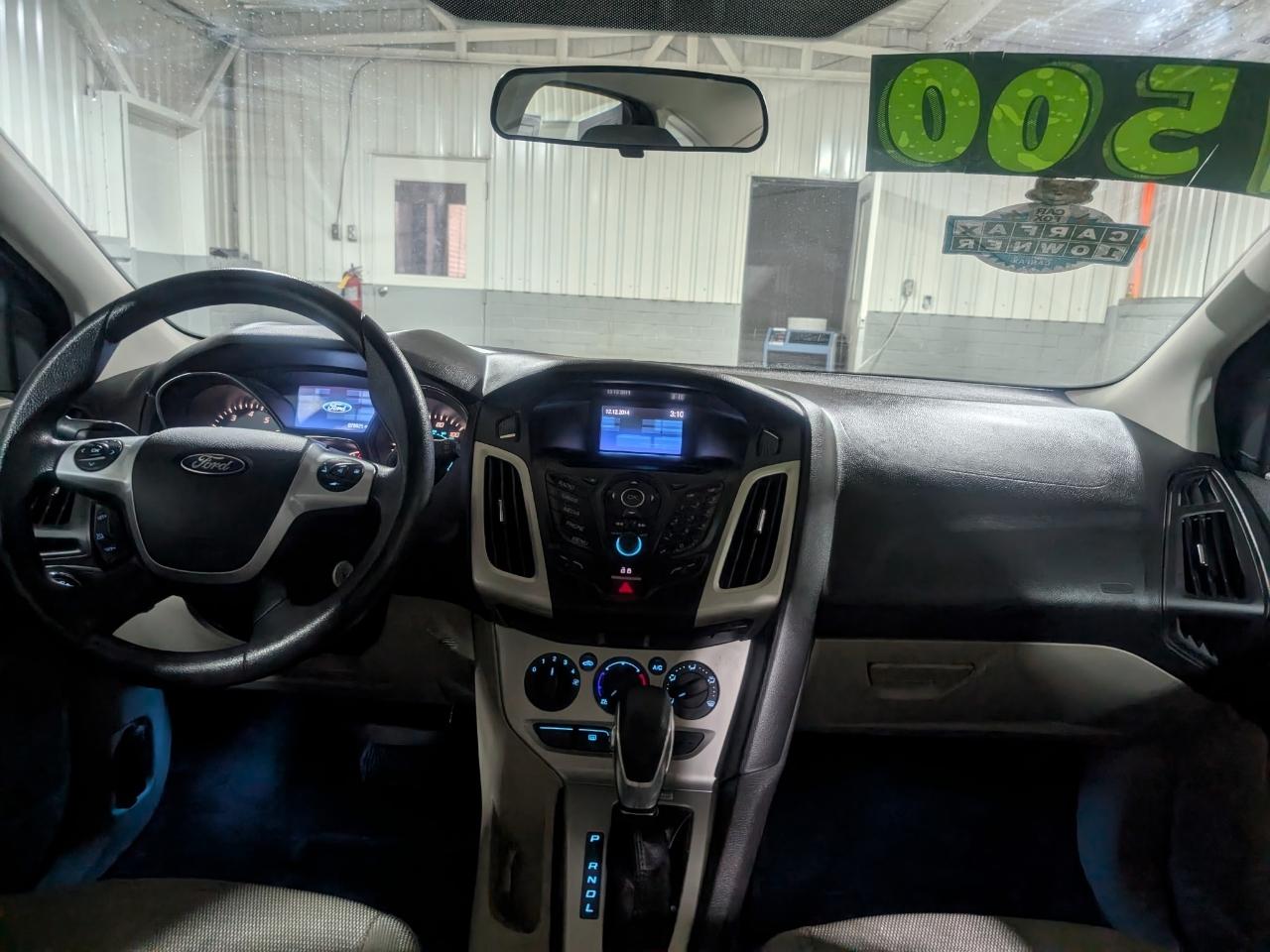 Ford Focus 5dr HB SE 2014