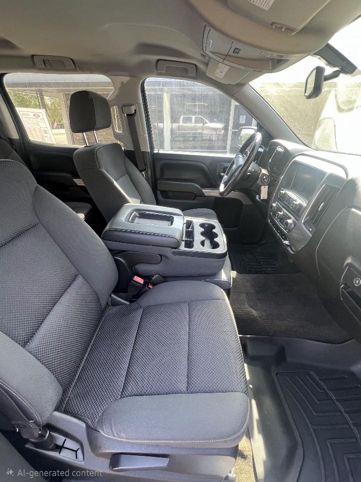 Chevrolet Silverado 1500 4WD Crew Cab 143.5" LT w/2LT 2016