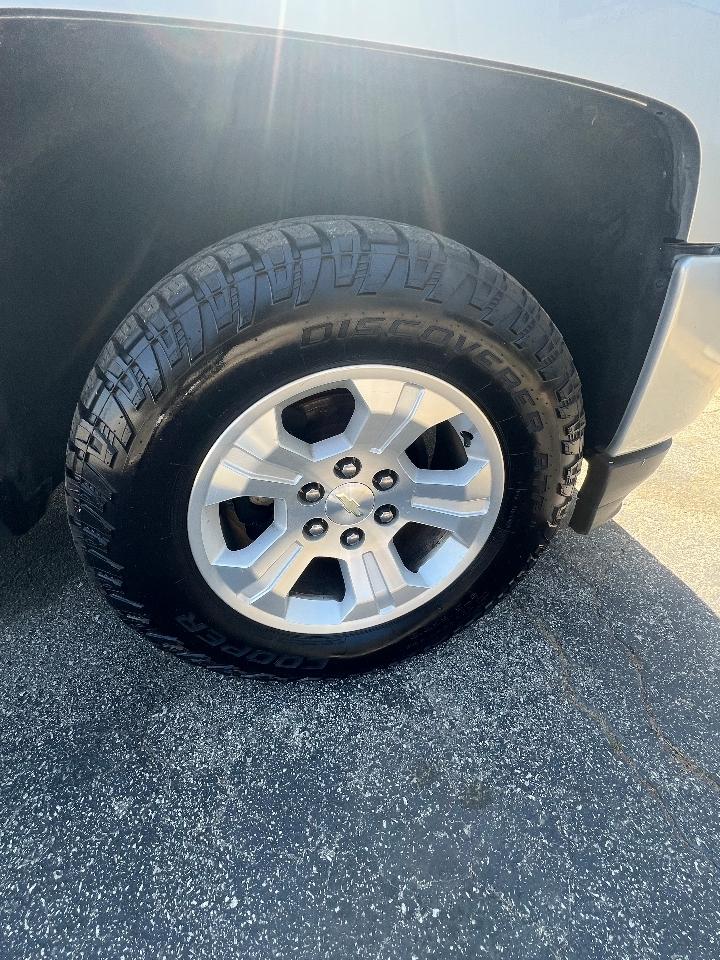 Chevrolet Silverado 1500 4WD Crew Cab 143.5" LT w/2LT 2016