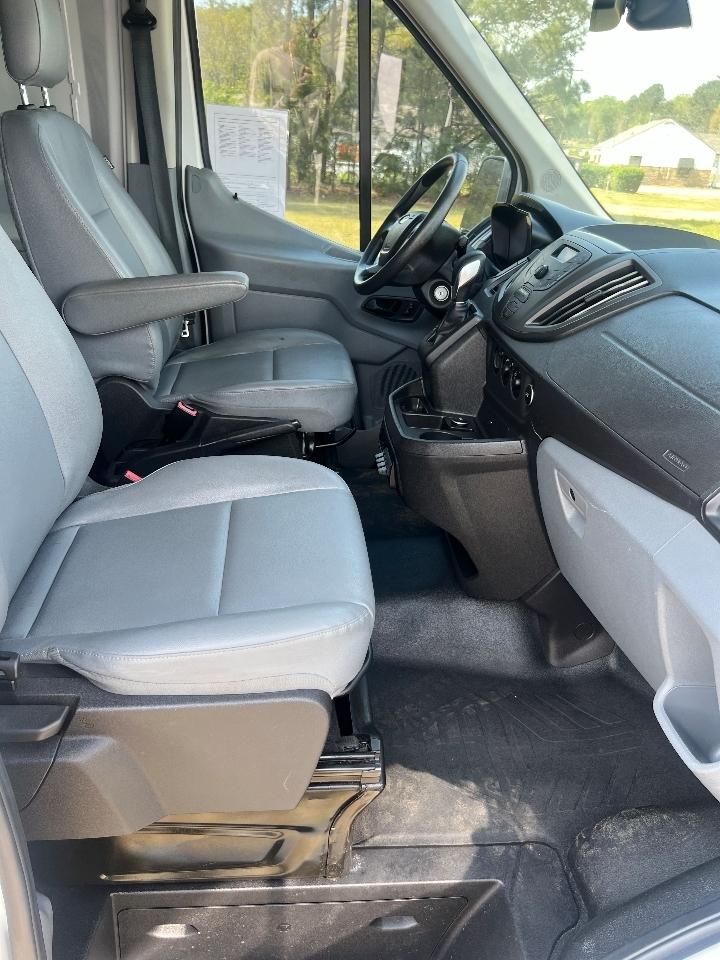 Ford Transit Van T-350 148" EL Hi Rf 9500 GVWR Sliding RH Dr 2018