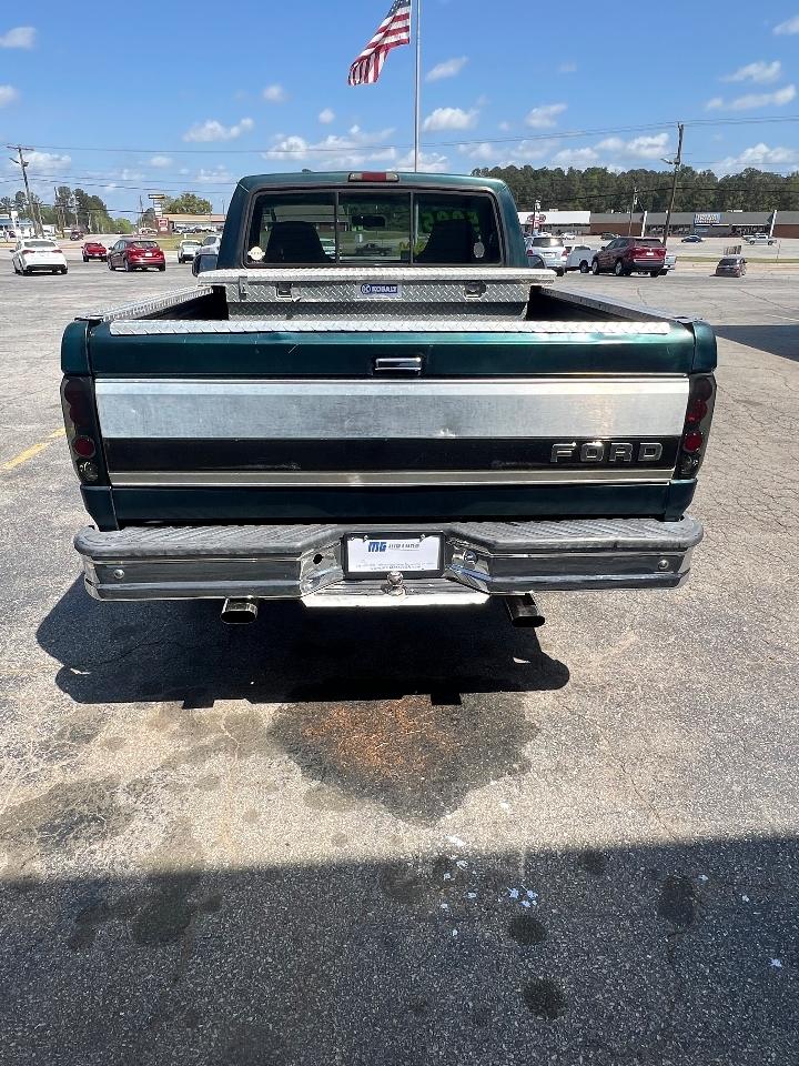 Ford F-150 Lariat Reg. Cab Short Bed 4WD 1995