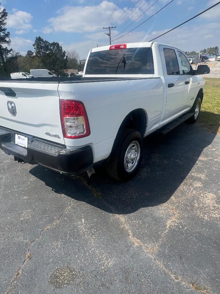 RAM 2500 Tradesman 4x4 Crew Cab 6'4" Box 2022