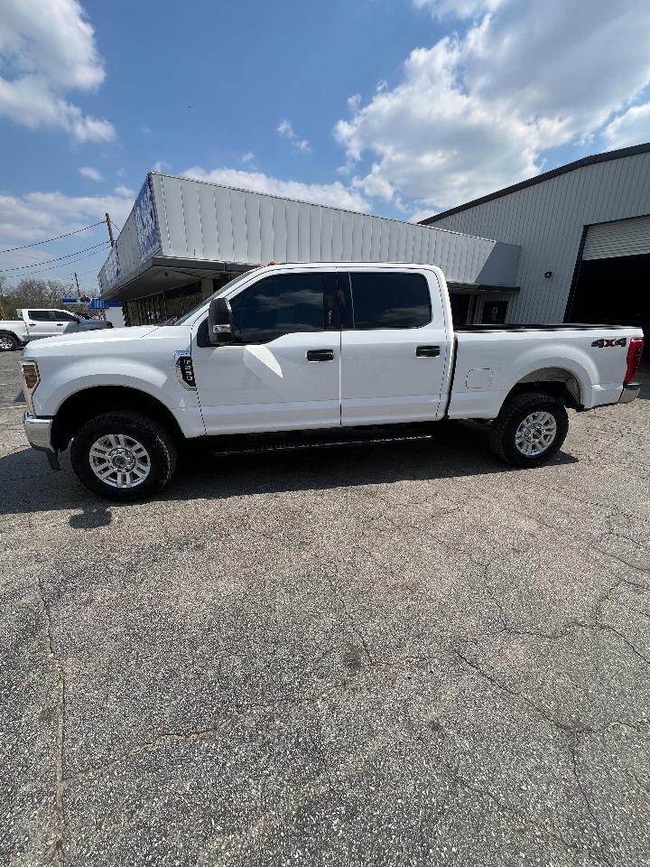 Ford Super Duty F-250 SRW XLT 4WD Crew Cab 8' Box 2019