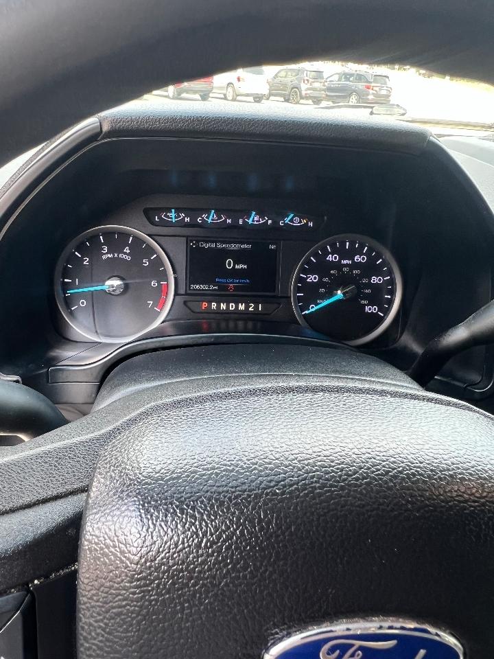 Ford Super Duty F-250 SRW XLT 4WD Crew Cab 8' Box 2019