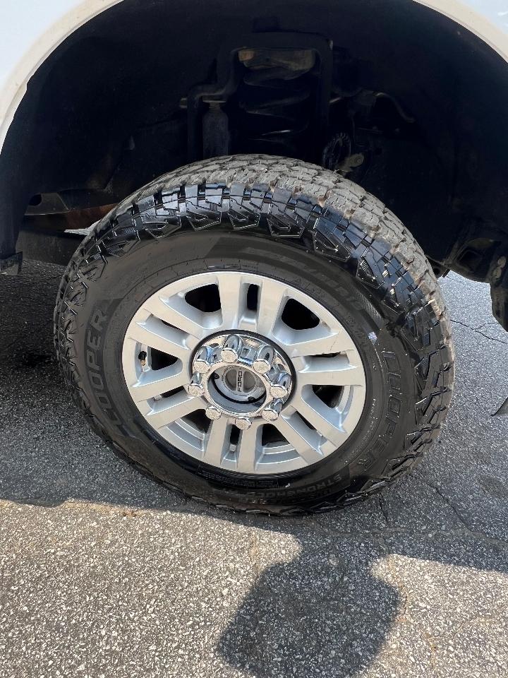 Ford Super Duty F-250 SRW XLT 4WD Crew Cab 8' Box 2019