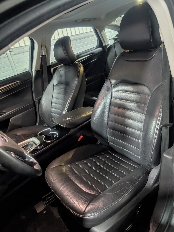 Ford Fusion 4dr Sdn SE AWD 2016