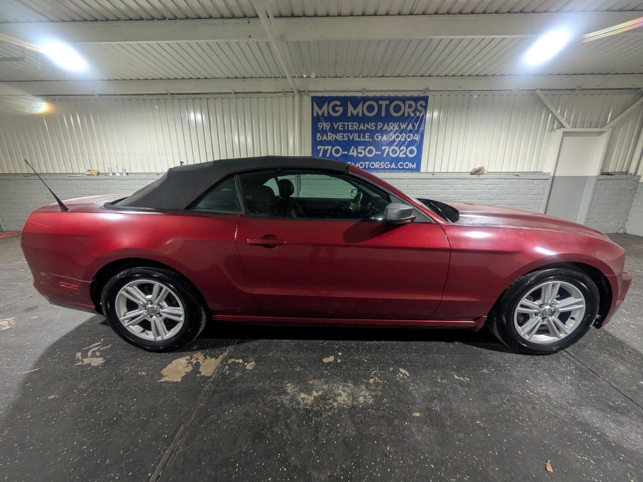 Ford Mustang 2dr Conv V6 2014