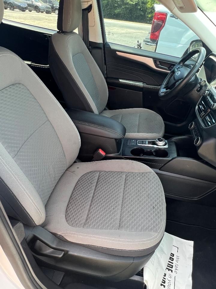 Ford Escape SE FWD 2022