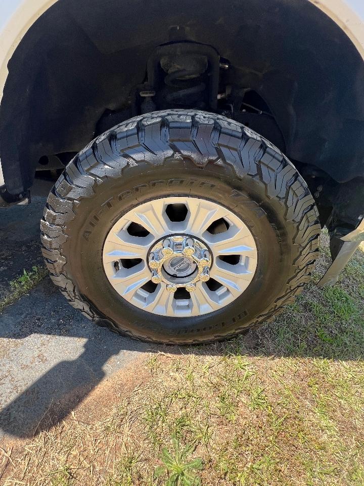 Ford Super Duty F-250 SRW XLT 4WD Crew Cab 8' Box 2021