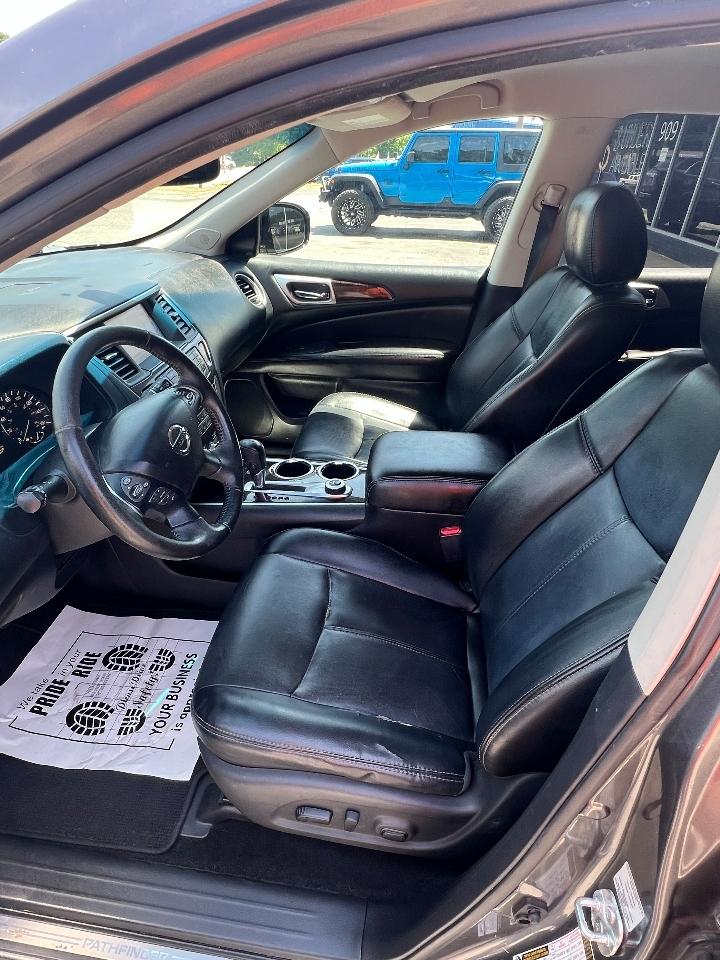 Nissan Pathfinder 4WD 4dr SL 2015