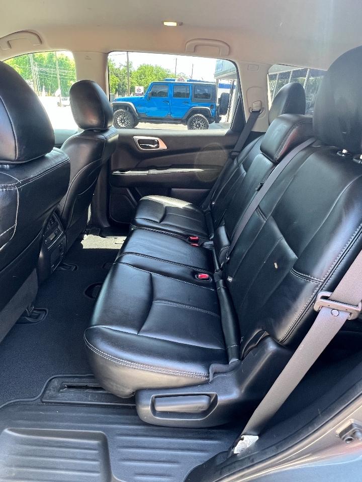 Nissan Pathfinder 4WD 4dr SL 2015