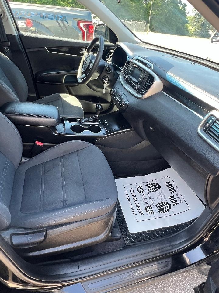 Kia Sorento AWD 4dr 2.4L LX 2016