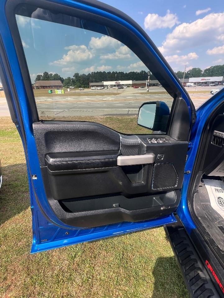 Ford F-150 Lariat SuperCrew 6.5-ft. Bed 4WD 2015