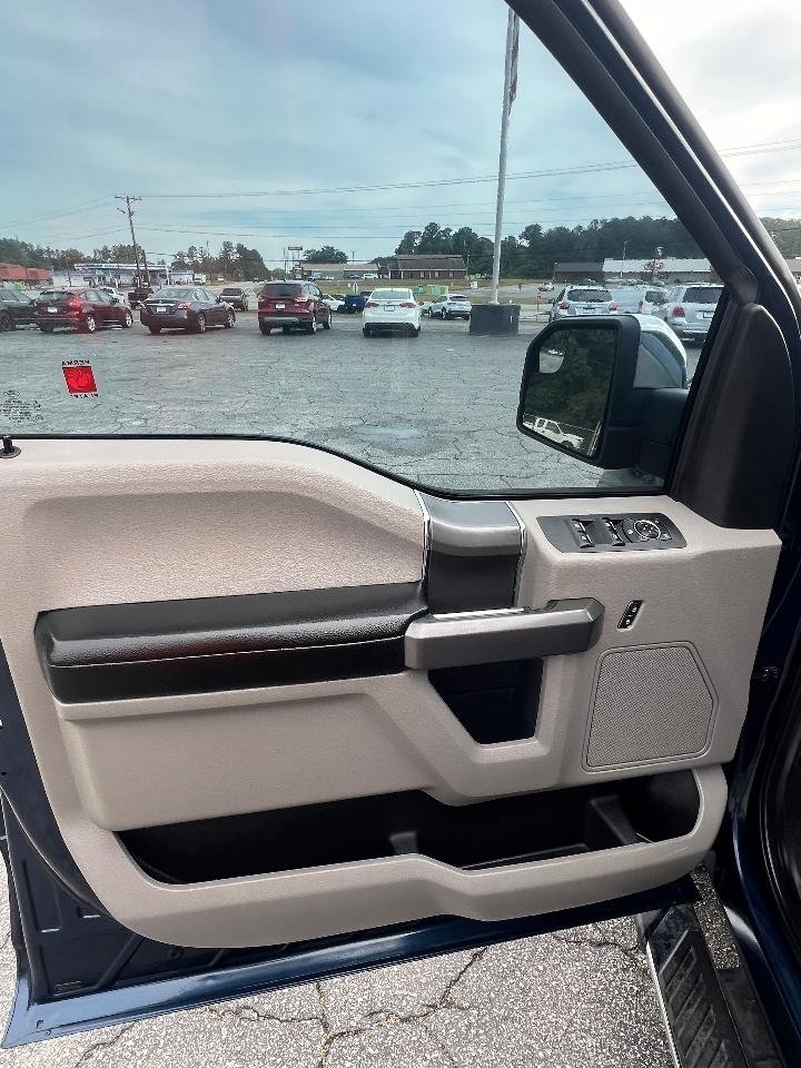 Ford F-150 FX4 SuperCrew 5.5-ft. Bed 4WD 2019