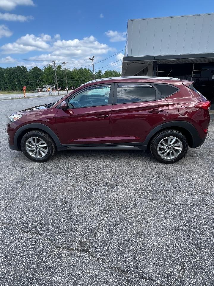 Hyundai Tucson FWD 4dr SE w/Beige Int 2016