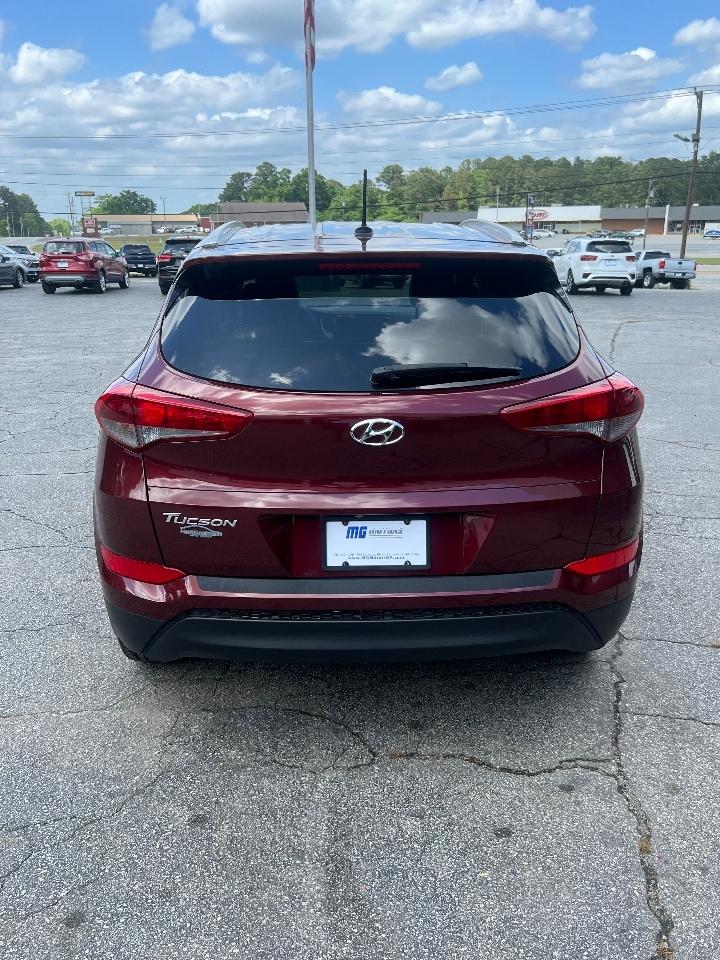 Hyundai Tucson FWD 4dr SE w/Beige Int 2016